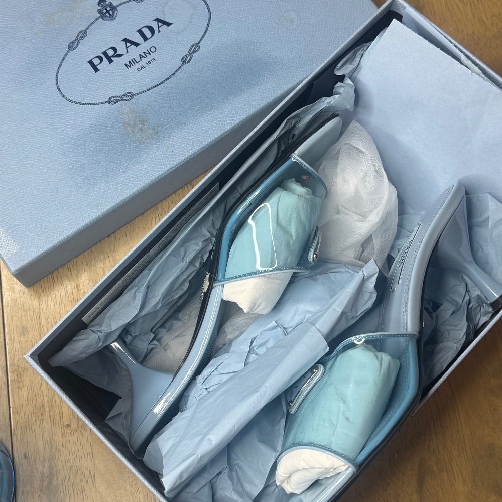 Prada Light Blue Patent Leather Logo Slide Sandals – Worn Once – Size 38